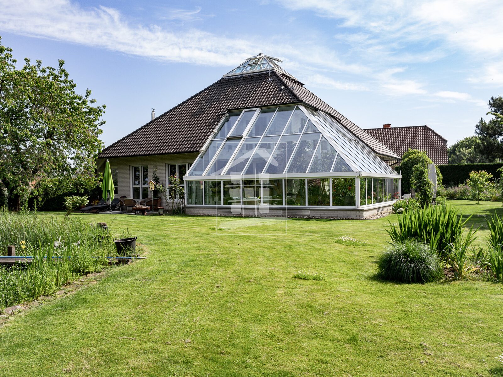 Referenz: Traumhaus im Grünen mit parkähnlichem Grundstück, Bocholt-Holtwick